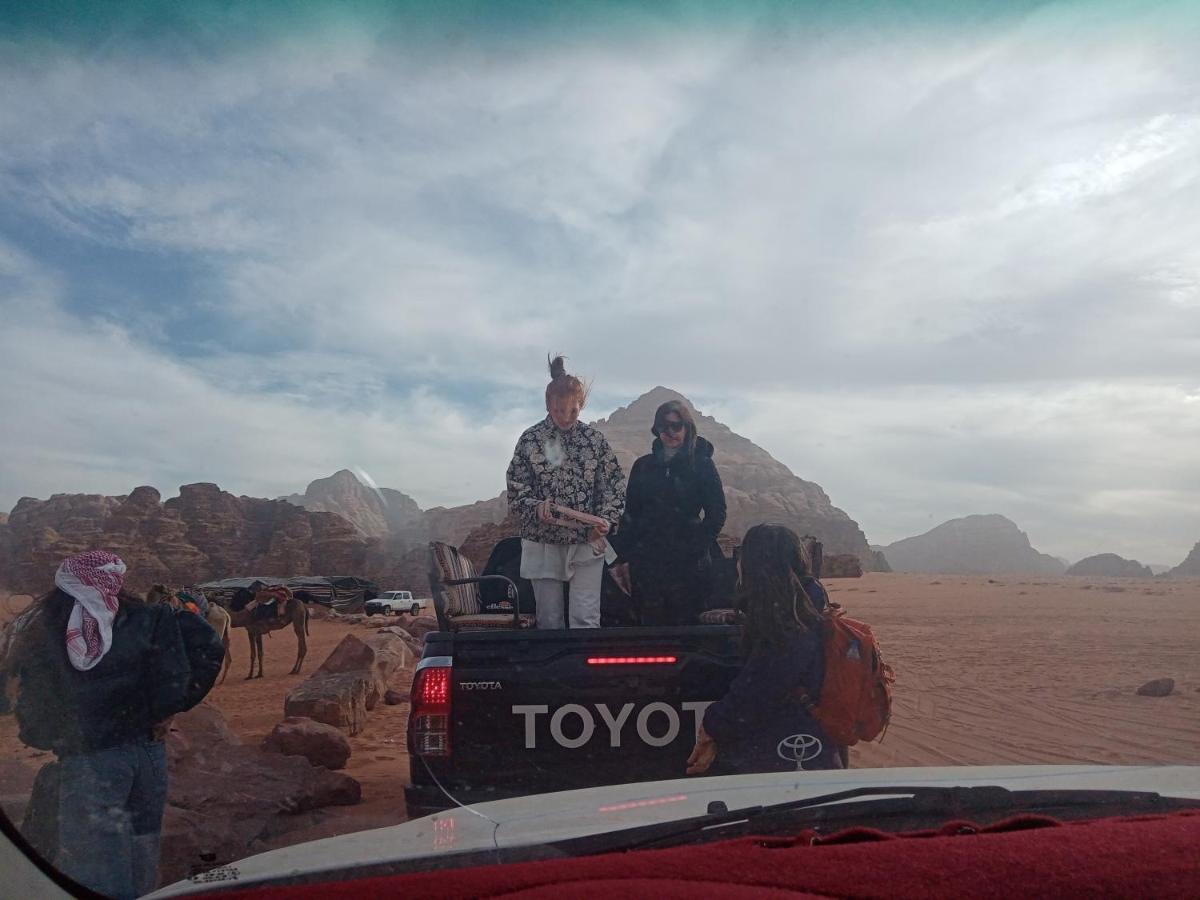 Zarb Desert Camp Wadi Rum Buitenkant foto