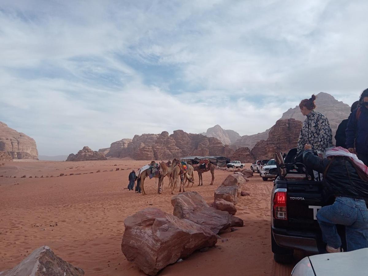 Zarb Desert Camp Wadi Rum Buitenkant foto