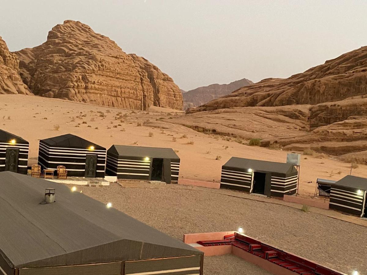Zarb Desert Camp Wadi Rum Buitenkant foto